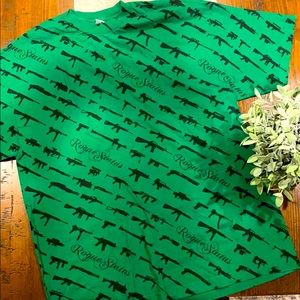 EUC Classic Rogue Status men’s graphic t-shirt